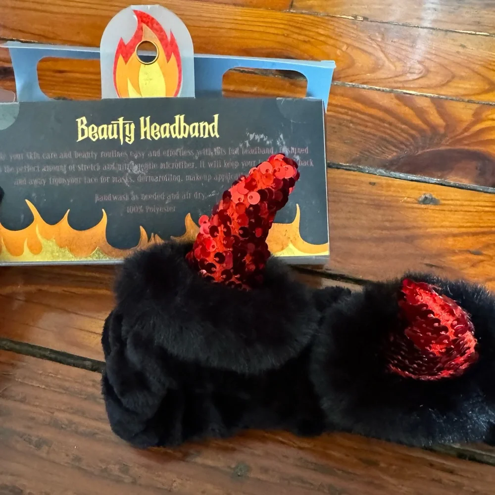 Lifestyle Products Devil Horns One Size Fits AIl Black Red MakeUp Headband NWT